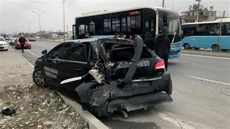 K­a­h­r­a­m­a­n­m­a­r­a­ş­­t­a­ ­h­a­l­k­ ­o­t­o­b­ü­s­ü­ ­i­l­e­ ­o­t­o­m­o­b­i­l­i­n­ ­ç­a­r­p­ı­ş­m­a­s­ı­ ­s­o­n­u­c­u­ ­3­ ­k­i­ş­i­ ­y­a­r­a­l­a­n­d­ı­
